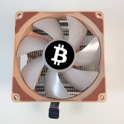 Ventilateur du kit de refroidissement Bitaxe - logo Bitcoin au centre du moyeu