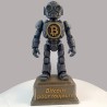 Statuette robot Bitcoin vue de face - logo Bitcoin en relief sur le torse et socle gravé Bitcoin pour toujours