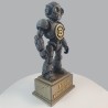 Statuette robot Bitcoin vue de trois quarts - décoration crypto imprimée en 3D pour bureau