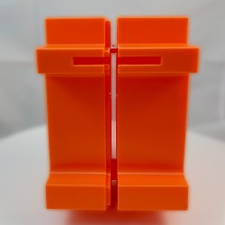 Tirelire Bitcoin vue de face - logo BTC massif imprimé en 3D, coloris orange