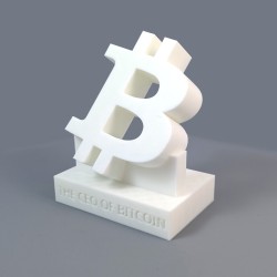 Trophée Bitcoin simple socle vu de trois quarts - impression 3D blanche pour bureau ou étagère