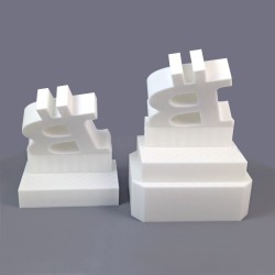 Trophée Bitcoin double socle vu de face - logo BTC massif en impression 3D